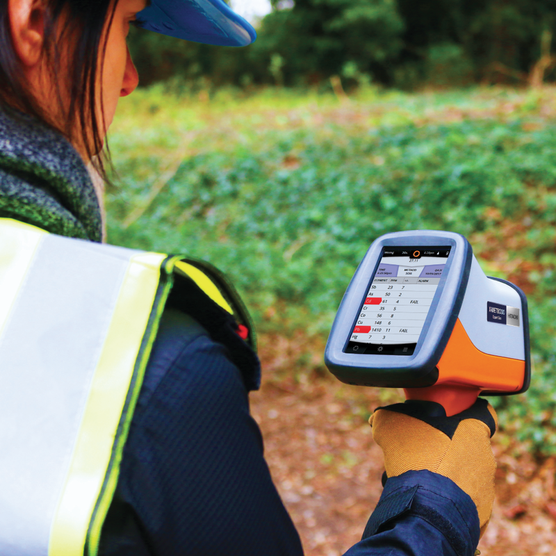 Portable XRF for geological testing in the field